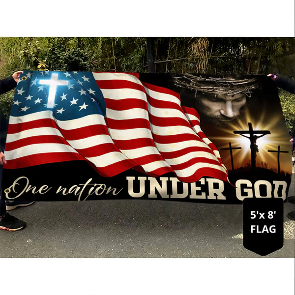 🚩🇺🇸 Bold Eagle Grommet Flag